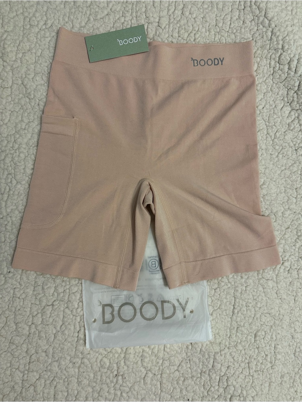BOODY Women’s Seam free undershorts with pocket 6”